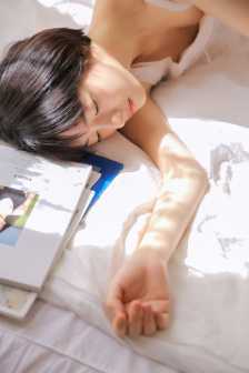 精品久久久久久777米琪桃花